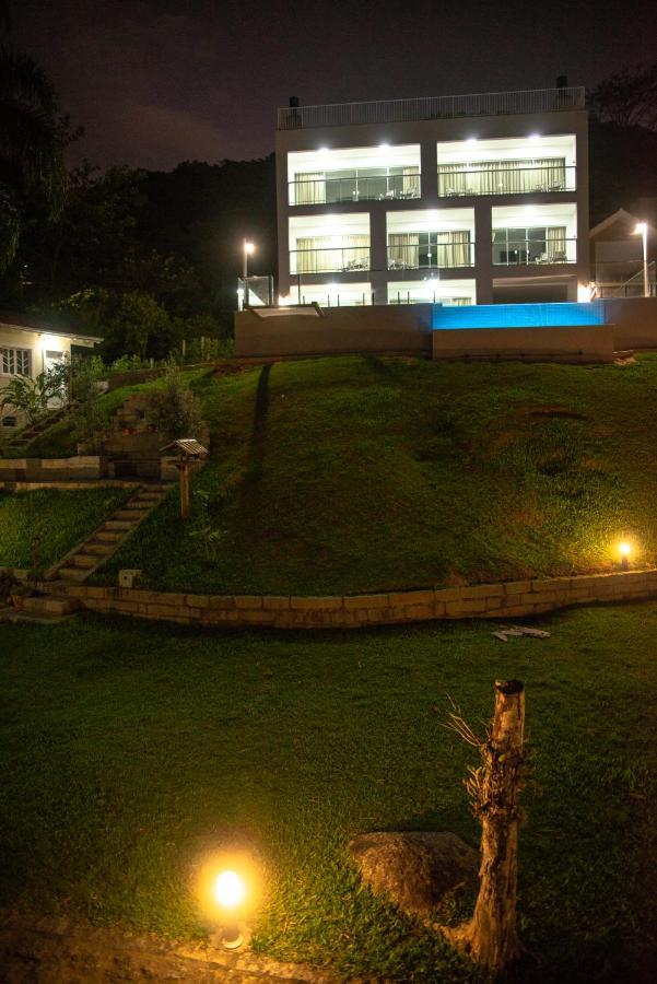 פלהוקה Paraiso Da Enseada De Brito מראה חיצוני תמונה